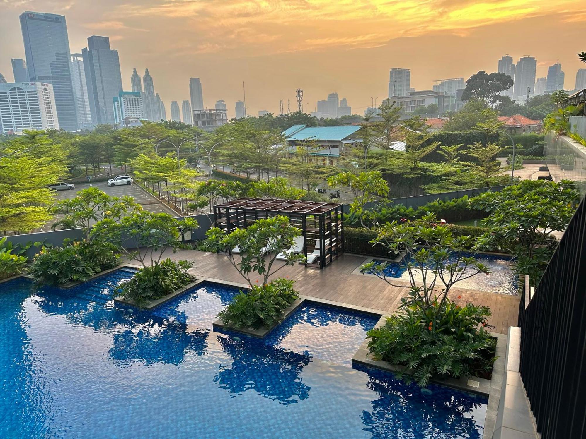 Unforgettable Nights Next To Ascott Sudirman -Min Stay 3 Nights- 雅加达 外观 照片